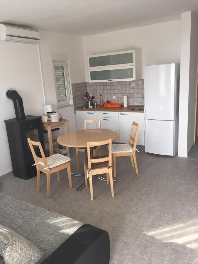Tomo Apartment Starigrad Paklenica Ngoại thất bức ảnh